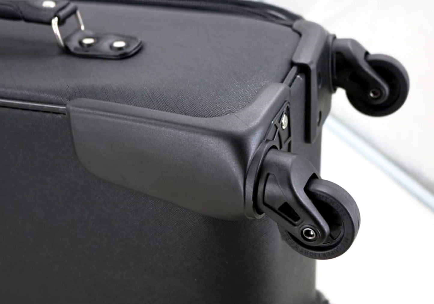 Fabrich Saffiano Cabin Case